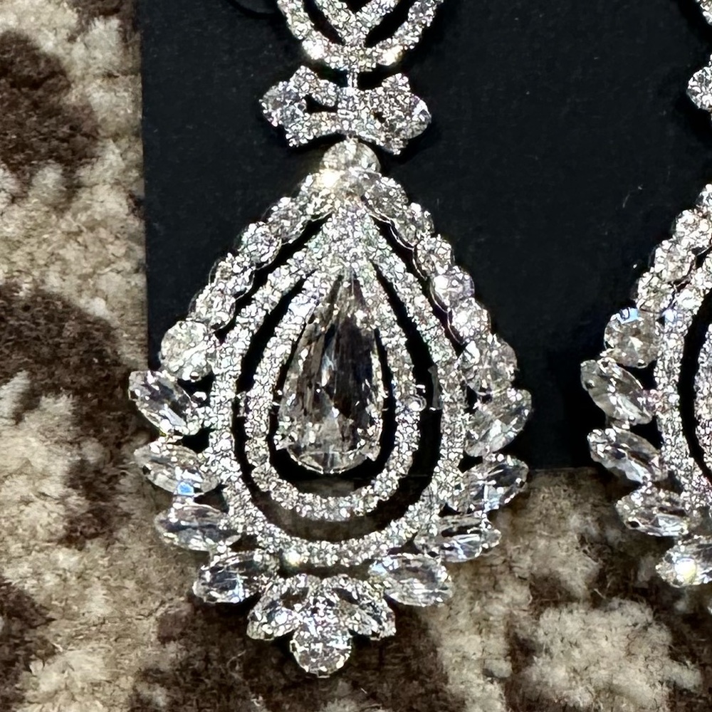 Cezanne drop CZ earrings - Picture 2 of 4